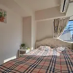 新宿市中心jr线新大久保三分钟紧邻韩国街免费wi-Fi