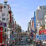 新宿市中心jr线新大久保三分钟紧邻韩国街免费wi-Fi