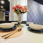 デザイナーズルーム新宿 エレベーター付　繫華街に至近 最大6人 　飲食店集中　買い物便利