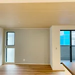 Shinjuku#Ookubo#Kabukicho#New Built 4Beds Room,3 Toilets, 2 Shower Rooms#新宿中心#大久保#歌舞伎#地铁站步行2分#新建一栋3层楼 4个卧室3个卫生间2个浴室1个客厅#高速无限制网络#智能马桶#干湿分离103