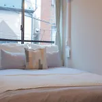 A Chic And Contemporary Trendy Bnb In The Heart Of The City- E02F