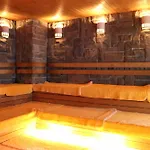 Sauna & Capsule Hotel Hokuo
