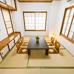 秋叶原繁华区 车站4分钟 超大型精装5层别墅 机场30分 10条地铁线路 饮食购物便利