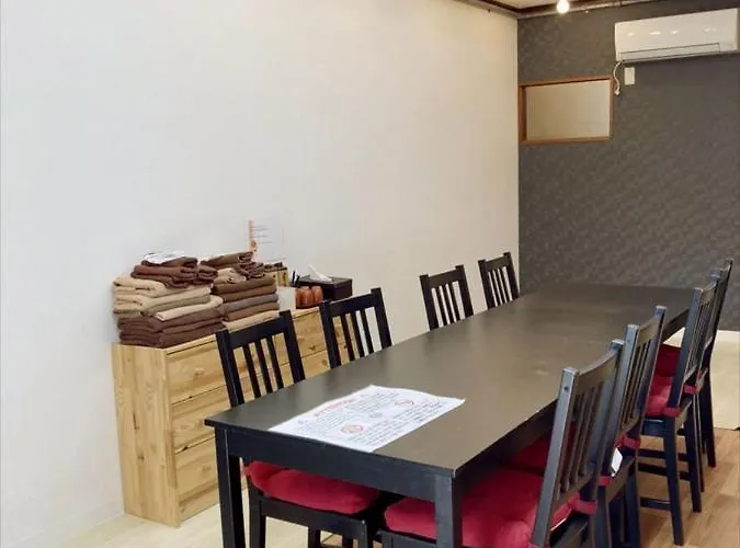 Nishioi House