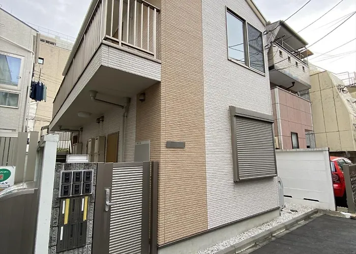 グレイシャス東新宿 東新宿駅徒歩4分 新大久保駅徒歩7分 新宿駅徒歩15分 歌舞伎町すぐ近く 美味しい韓国料理屋多数あります