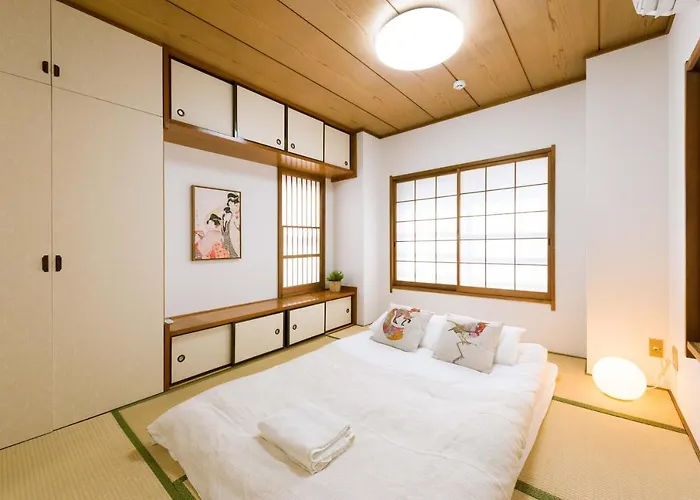 秋叶原繁华区 车站4分钟 超大型精装5层别墅 机场30分 10条地铁线路 饮食购物便利