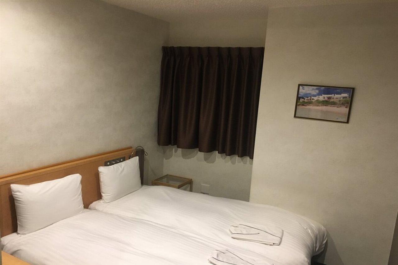 Akasaka Crystal (adults Only) 3*
