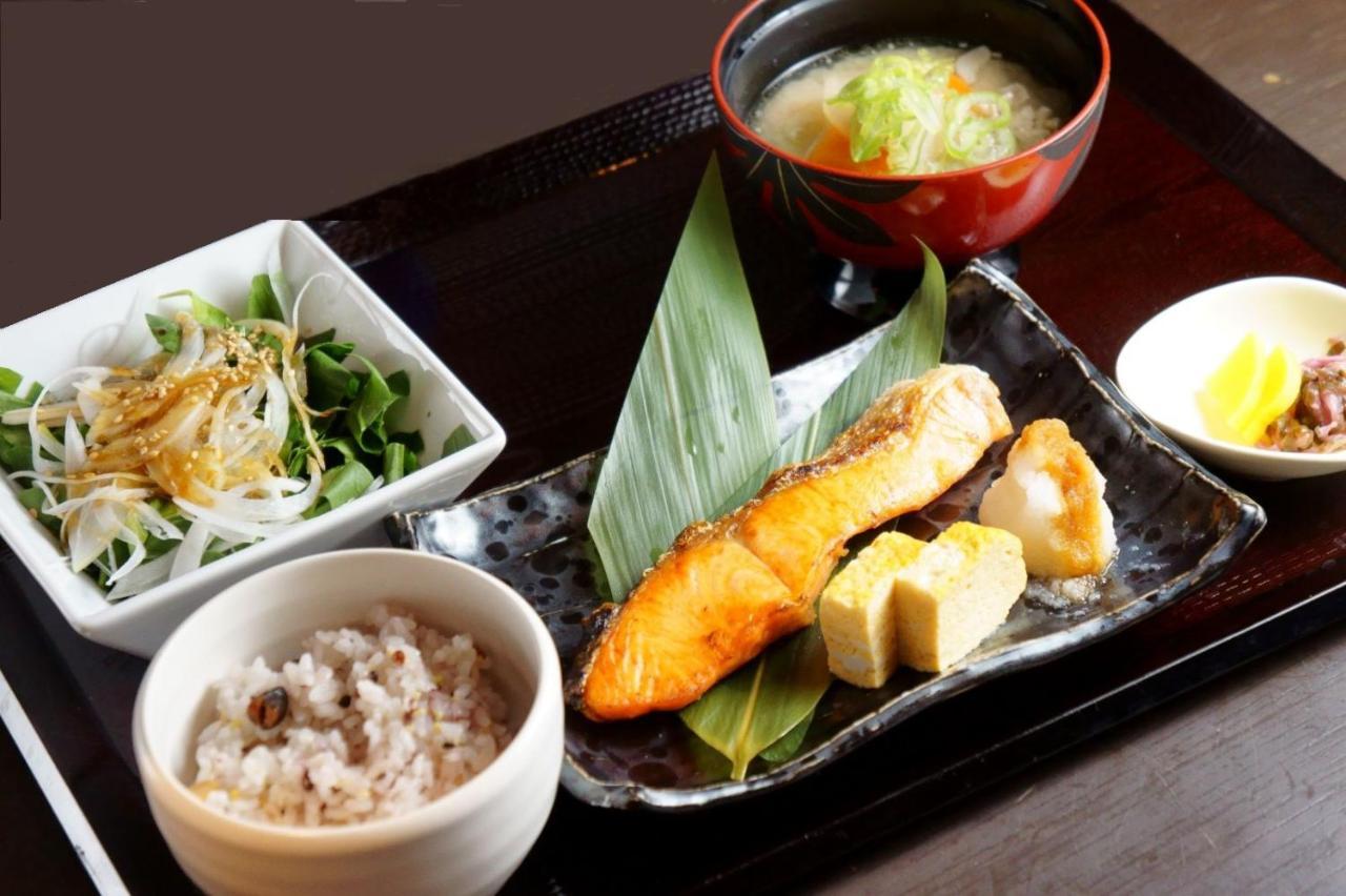 Ginza Grand 3*