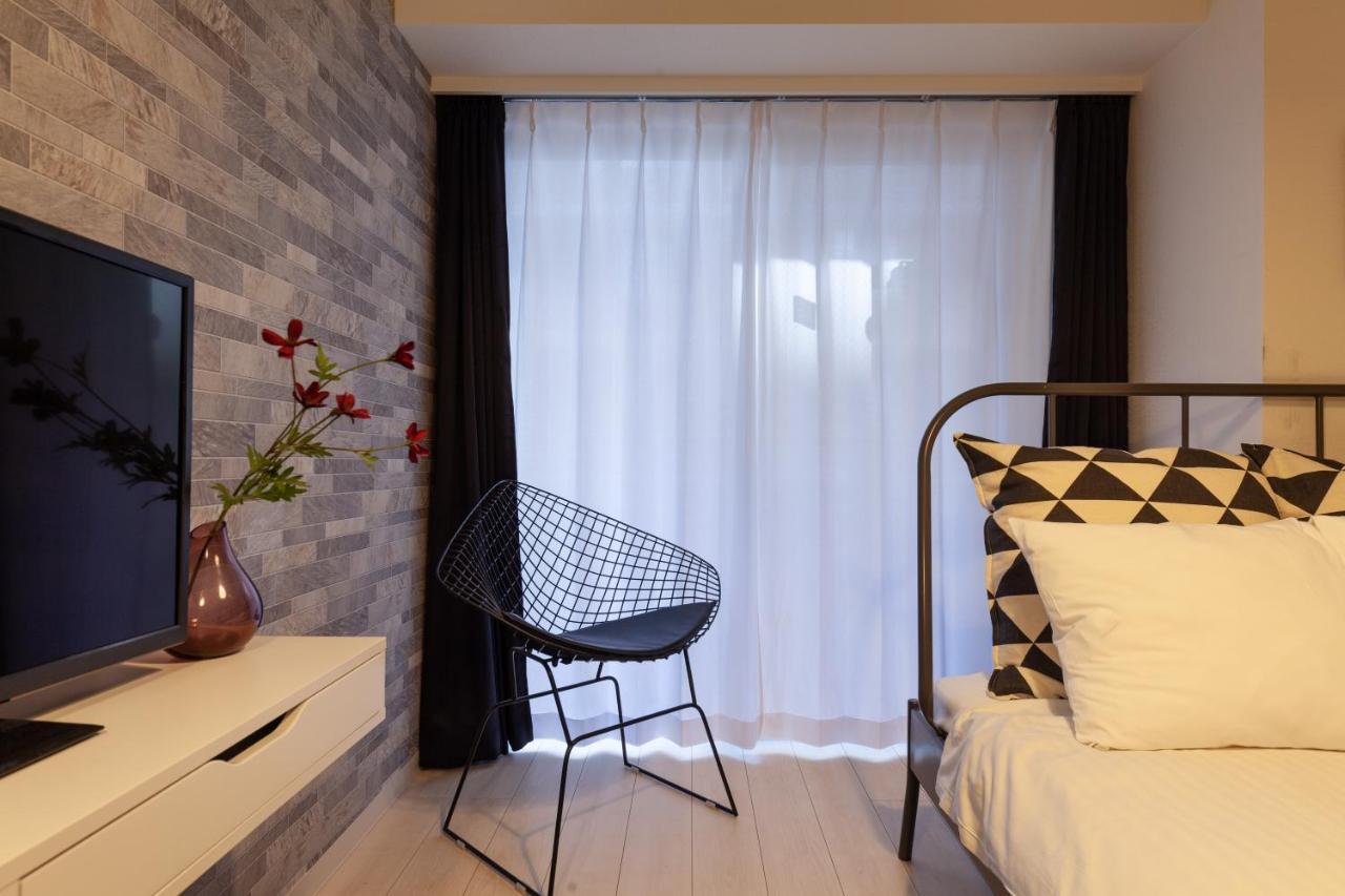 Sunshine Tower Apartment *
