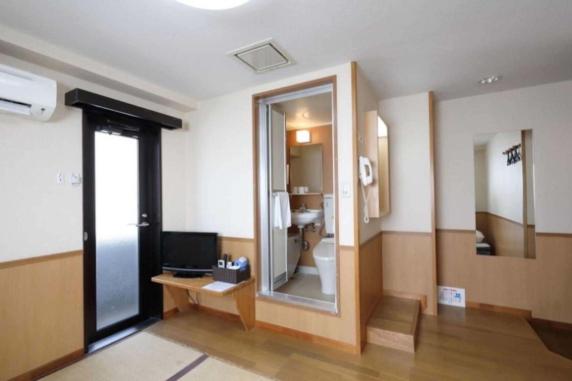 Chang Tee Ikebukuro Ryokan