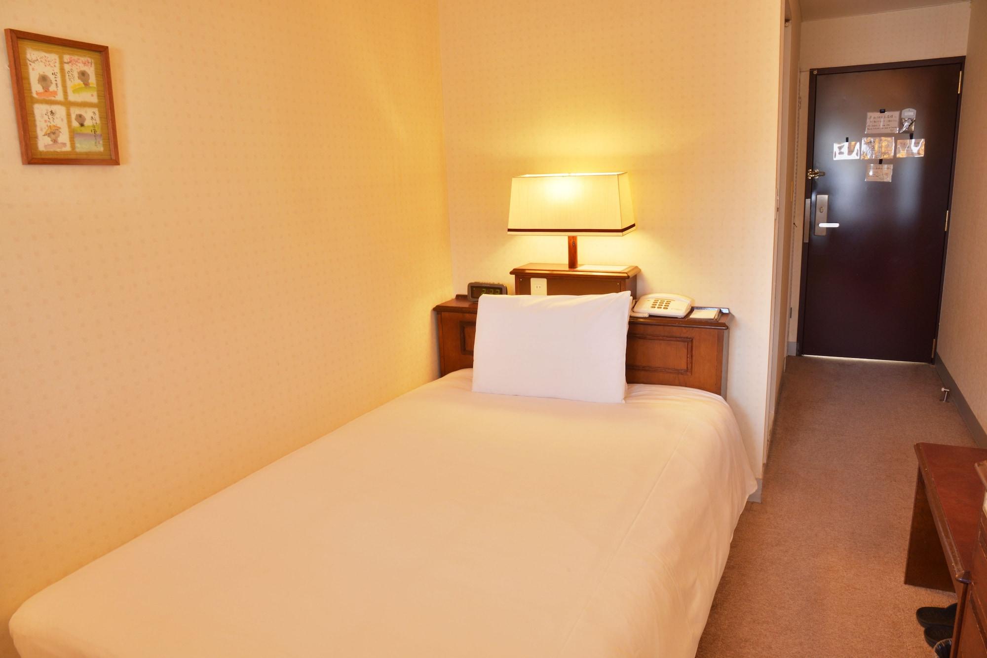 Hotel Zem 2*