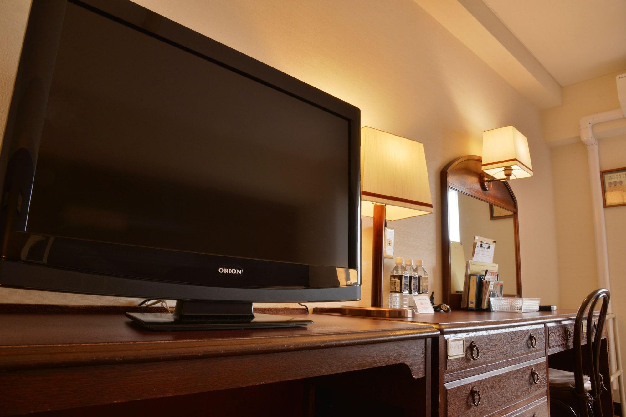 Hotel Zem 2*