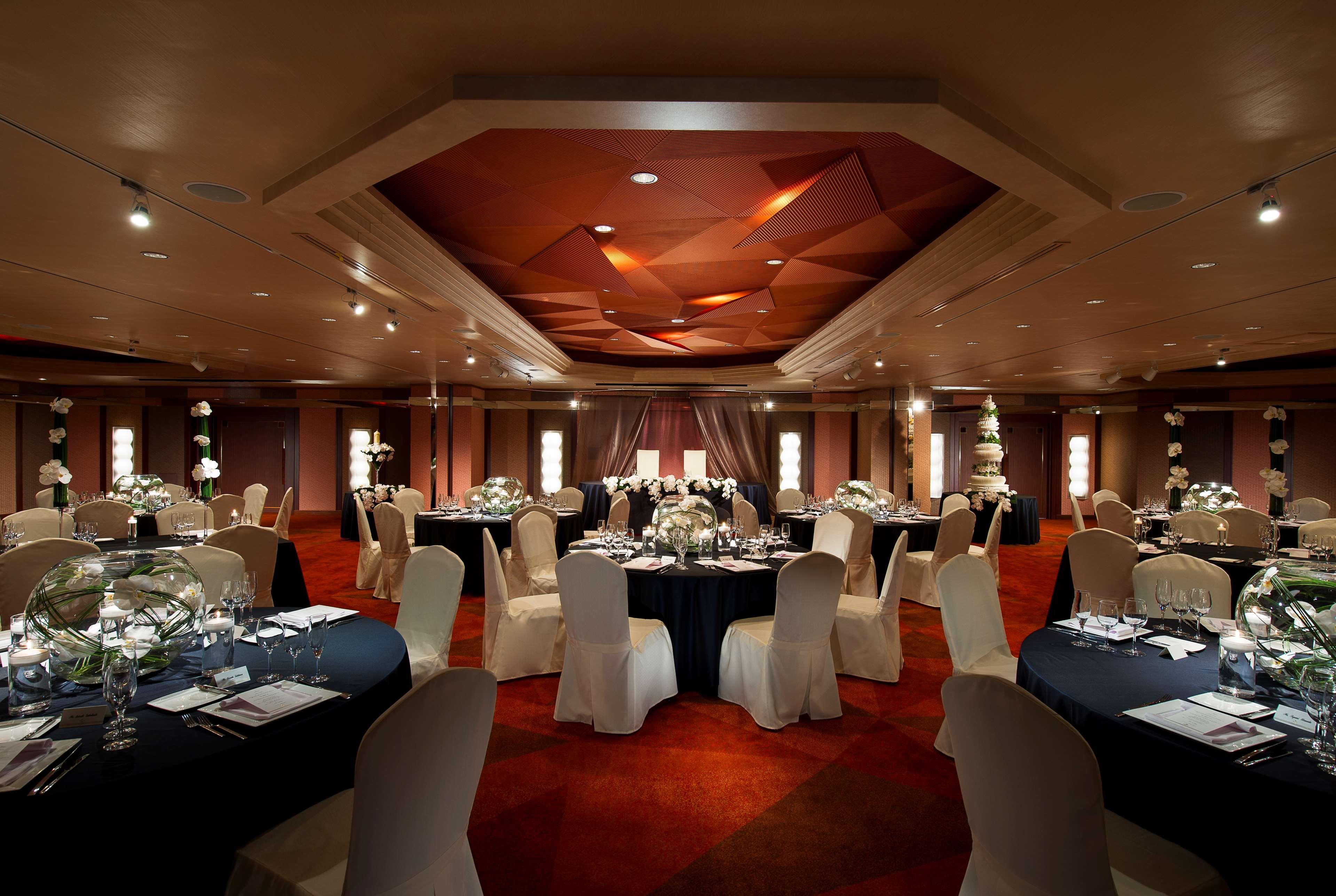Hilton Hotel 5*