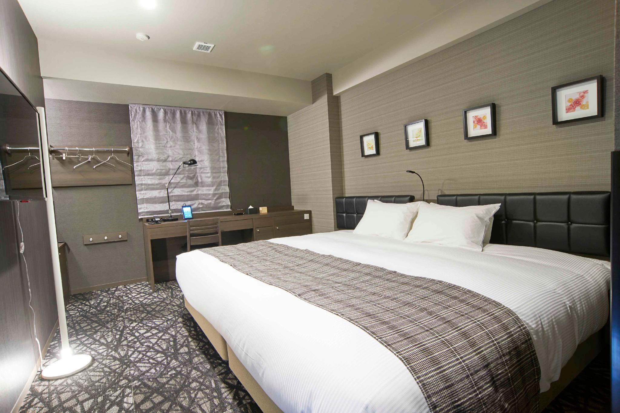 Quintessahotel Tokyohaneda Comic&books Hotel