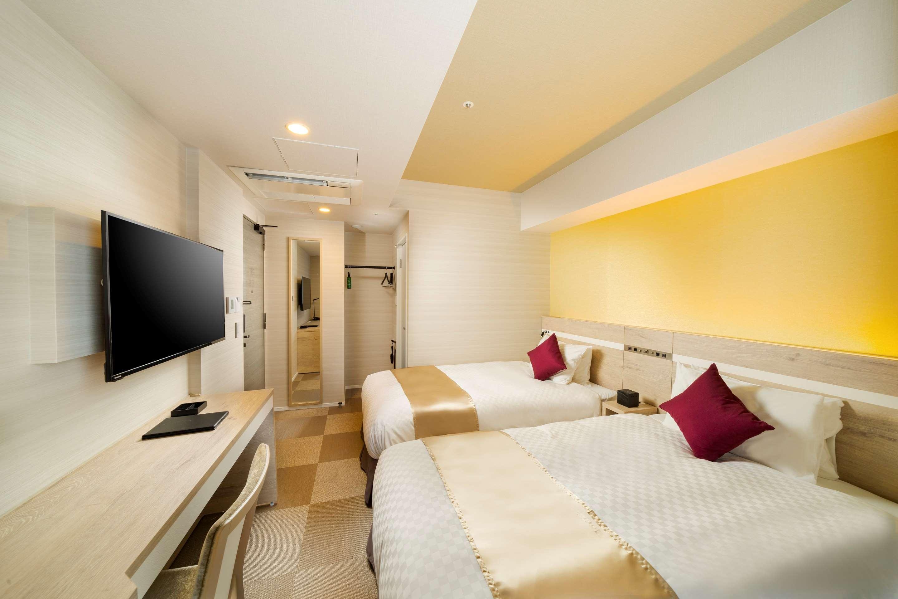 Western Fino Akasaka 3*