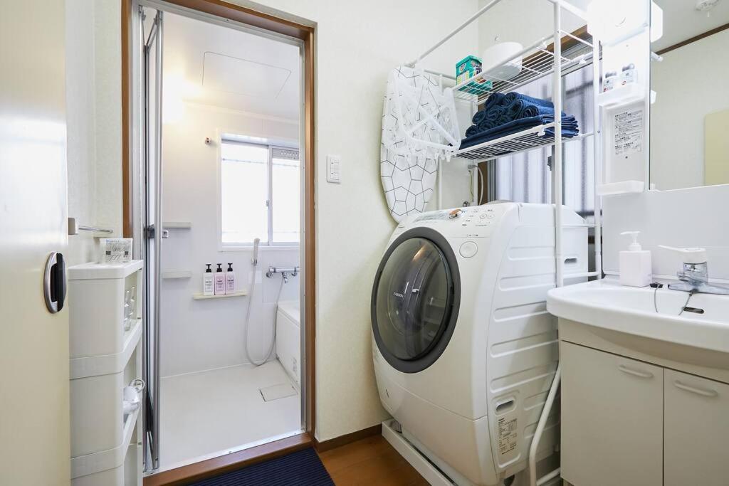 Villa Shinjuku Area House With 3br 2mins To Metro On Foot *