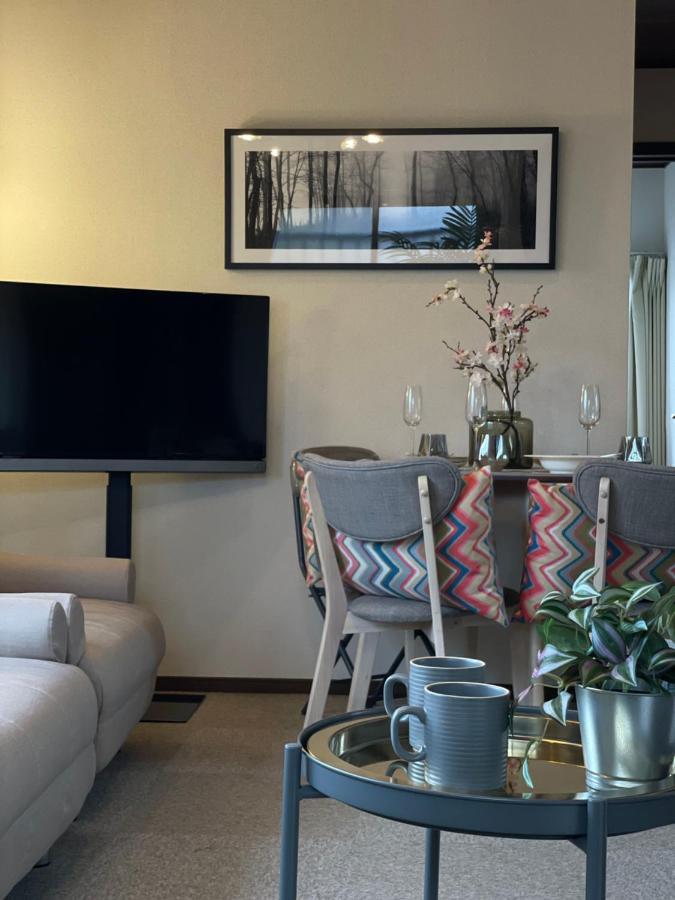 Shinjuku Modern Full-furnished Family Size Apartment3 Only 2min To Shinjuku By Train Apartment *