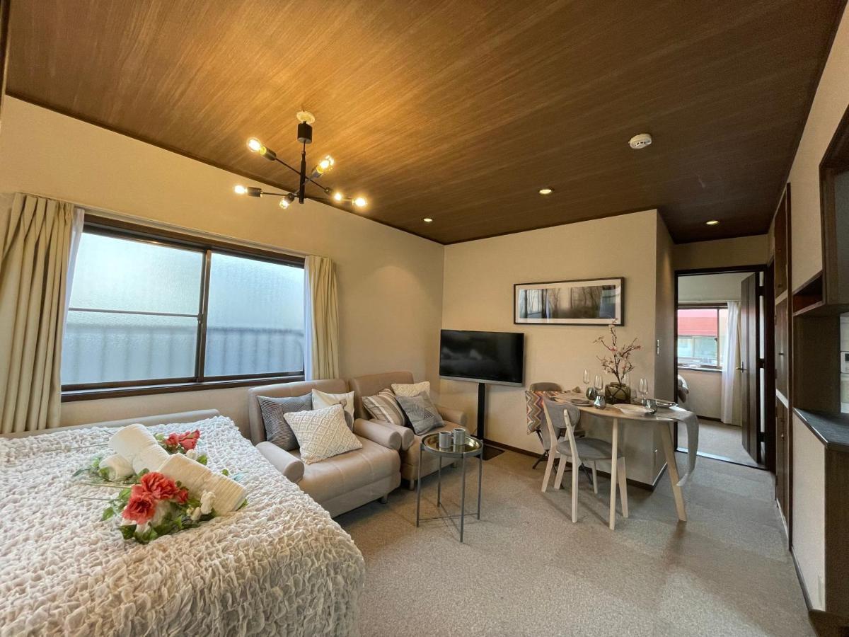 Apartment Shinjuku Modern Full-furnished Family Size Apartment3 Only 2min To Shinjuku By Train Tokyo