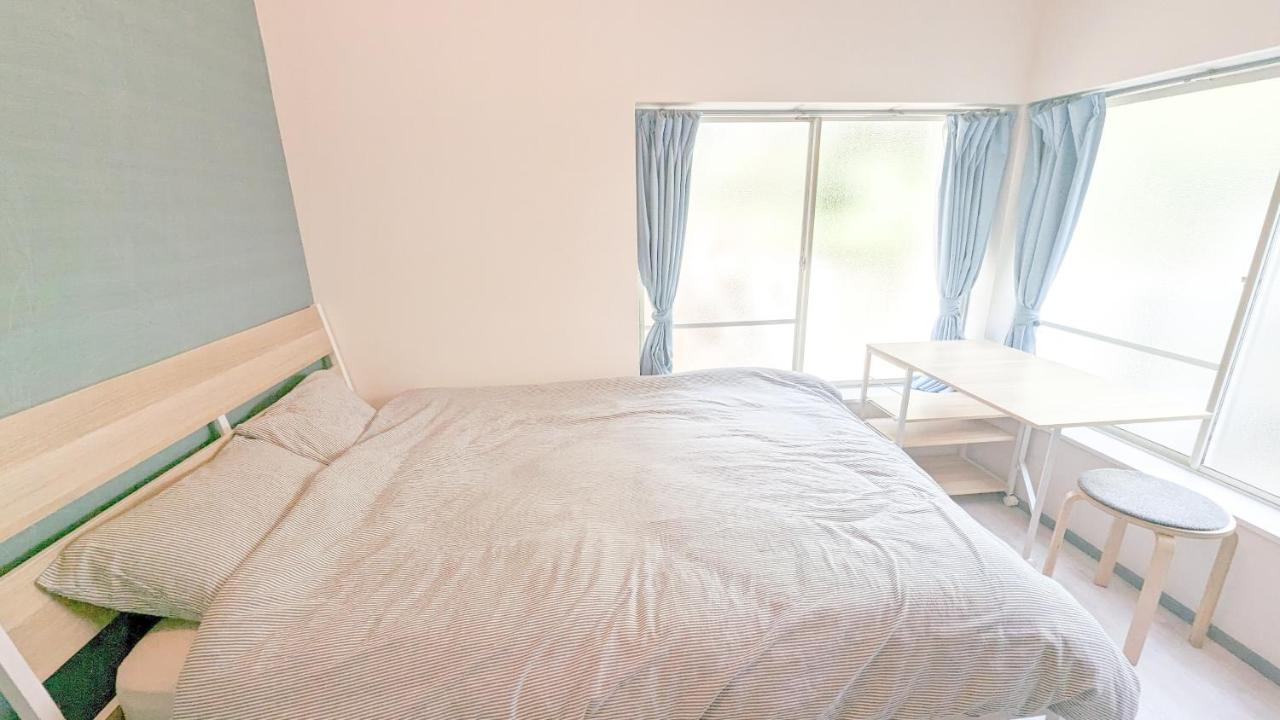 Hideaway H101, With Loft Apartment