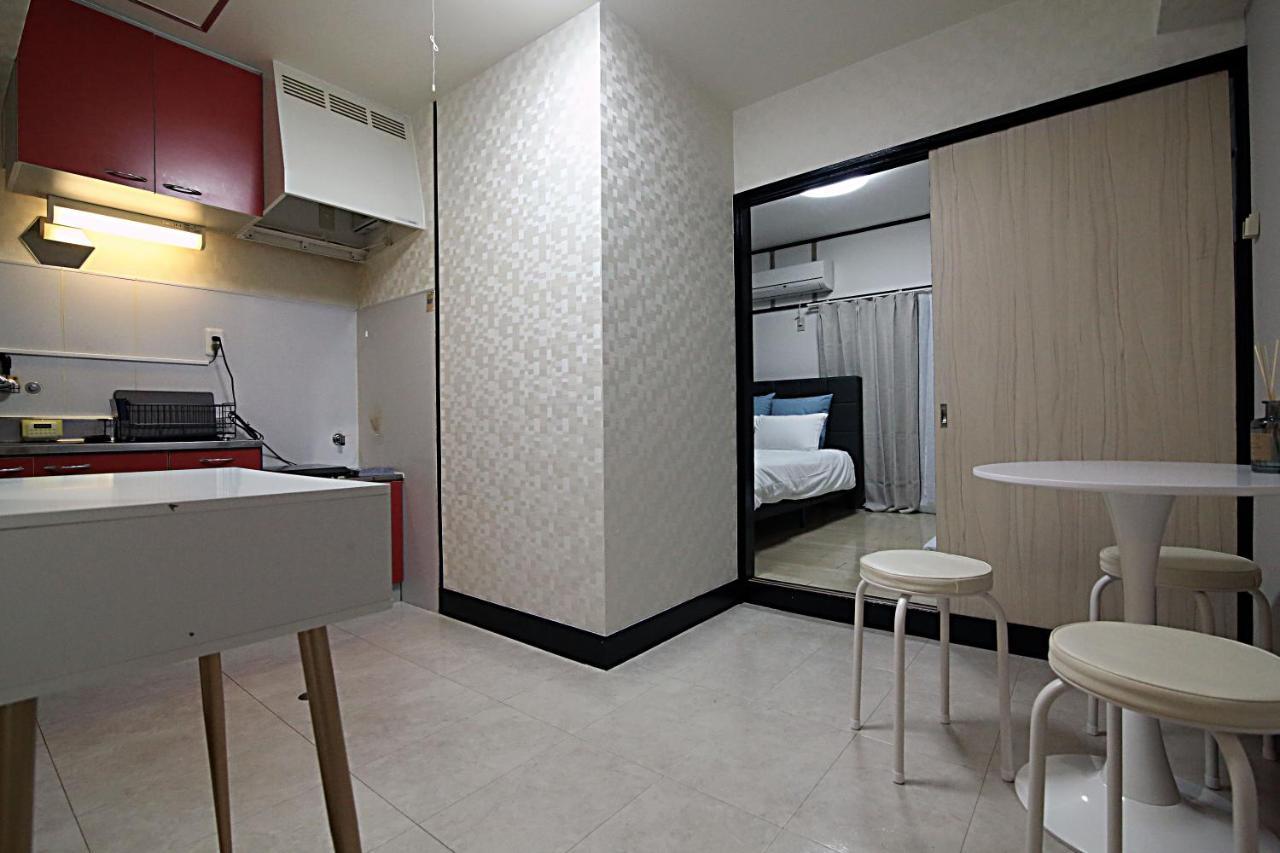 Apartment Shinjuku! Hayashi House 3p Free Wi-fi! Tokyo