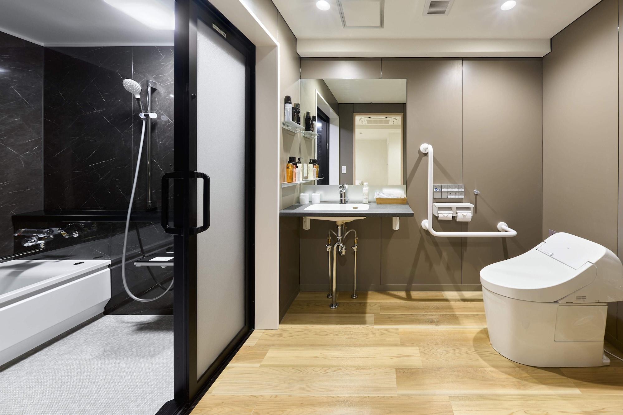 Shinjuku N.u.t.s Hotel 2*