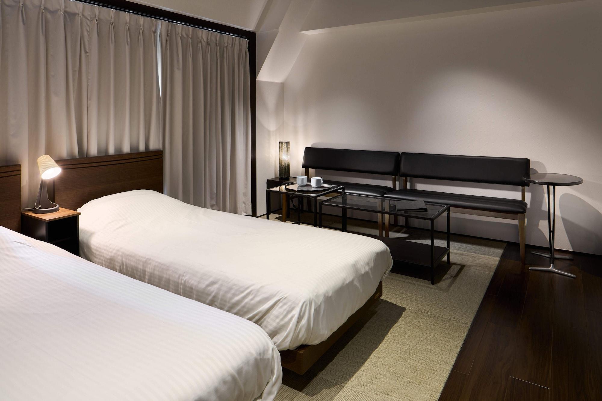 Shinjuku N.u.t.s Hotel 2*