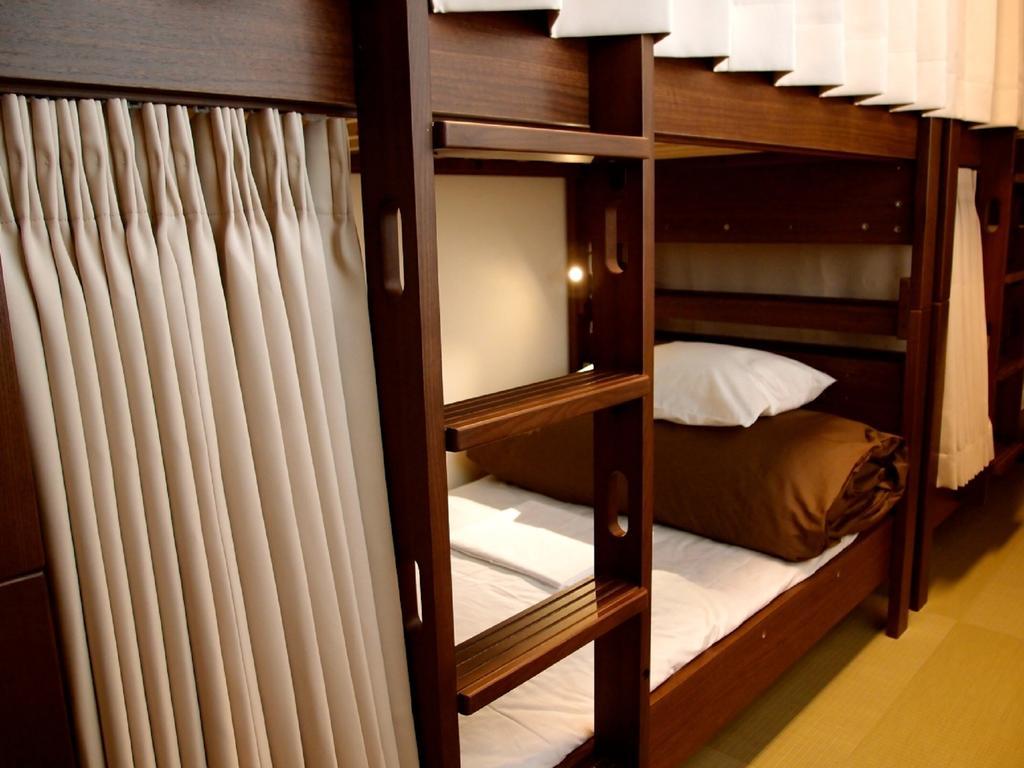Space Hostel