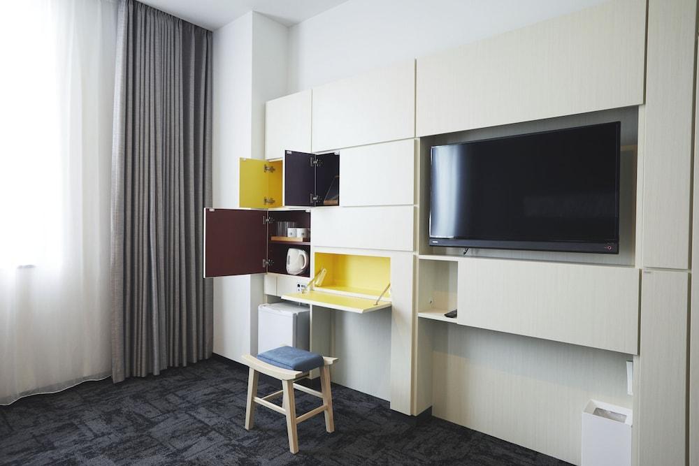 Monday Premium Toyosu Hotel