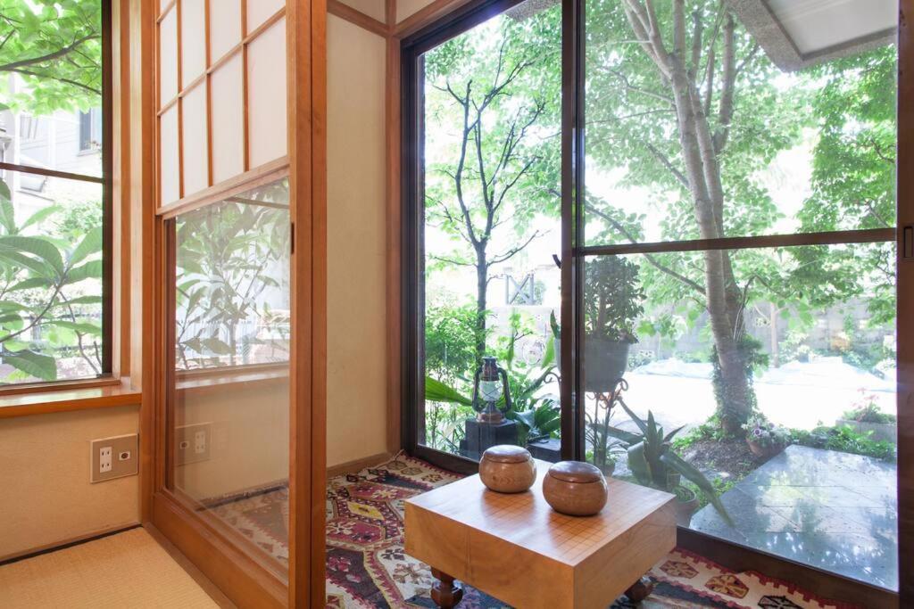 Diplomat House Very Close To Jr Station *