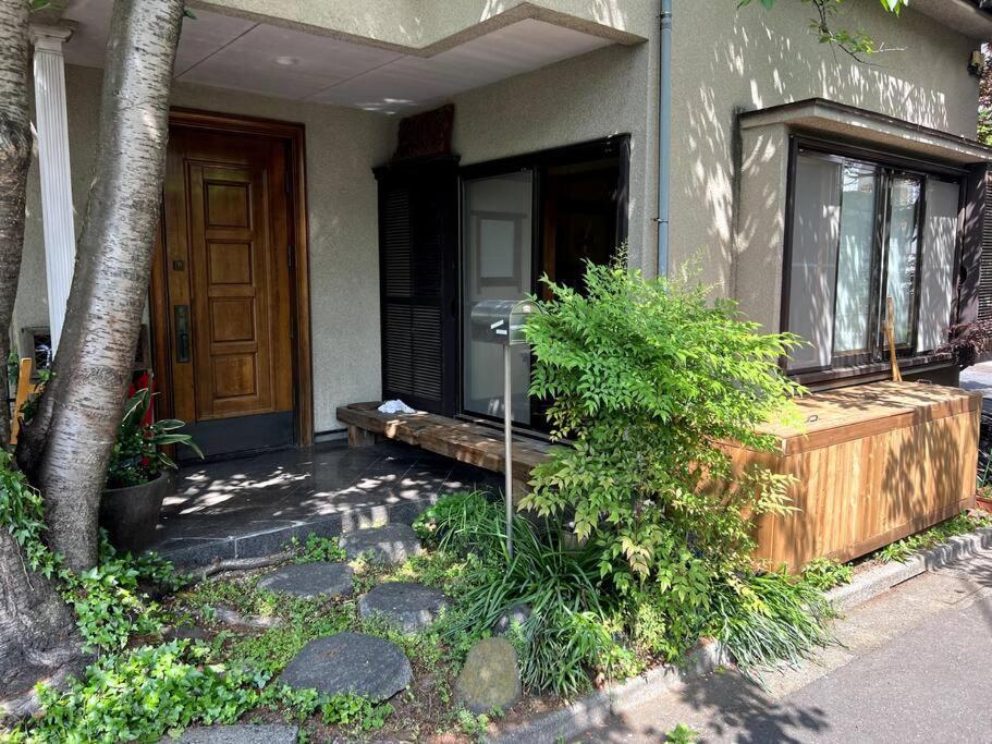 Diplomat House Very Close To Jr Station Chalet Tokyo