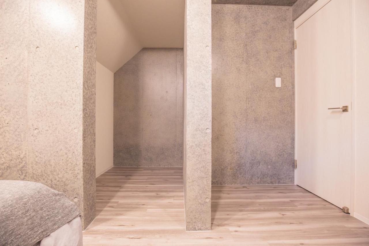 A Chic And Contemporary Trendy Bnb In The Heart Of The City- Y01h *