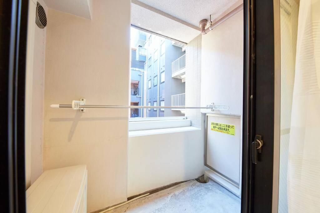 Apartment Shinjuku Kabukicho Designer's Iii *