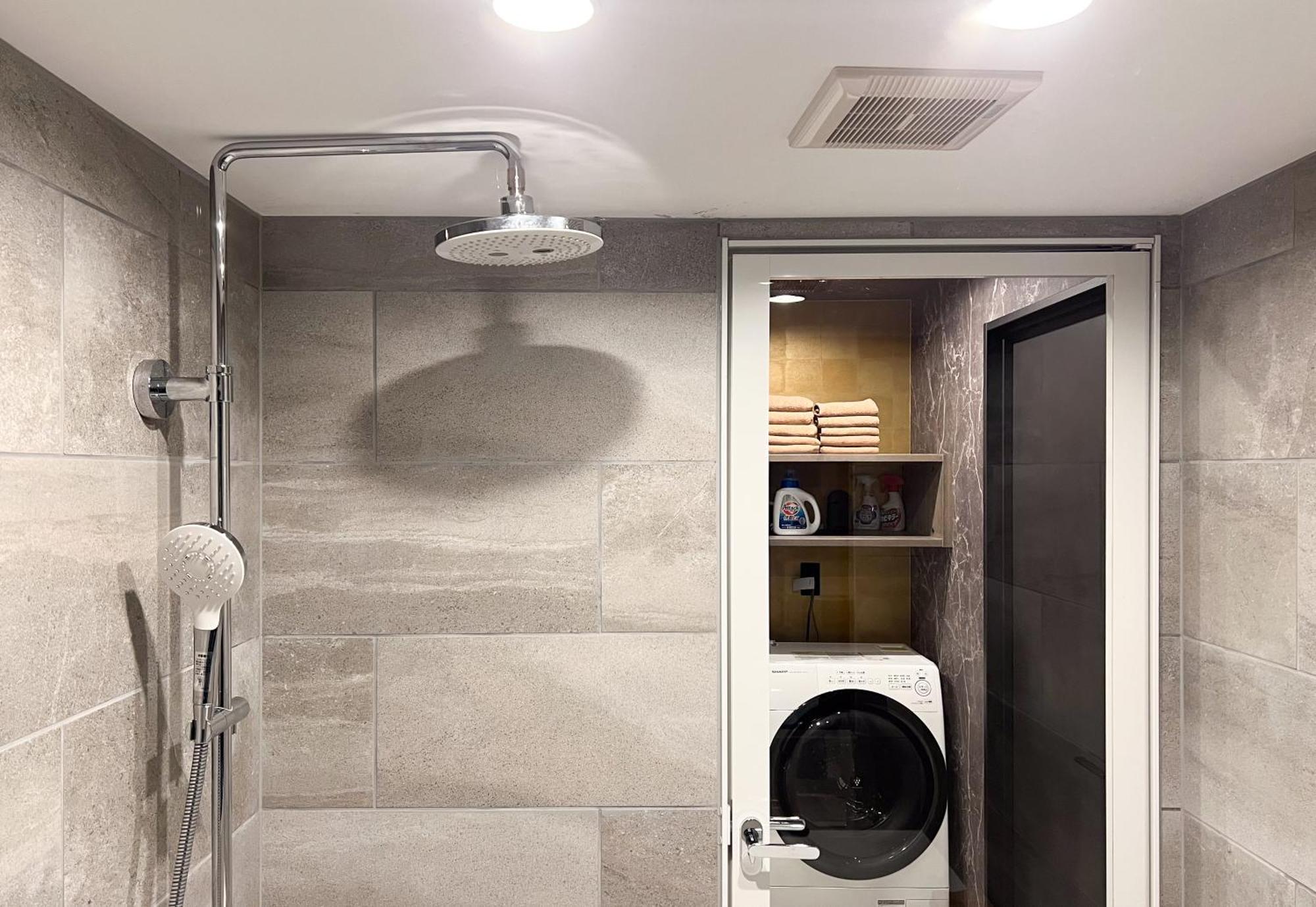 Apartment Nexus Gotanda Tokyo