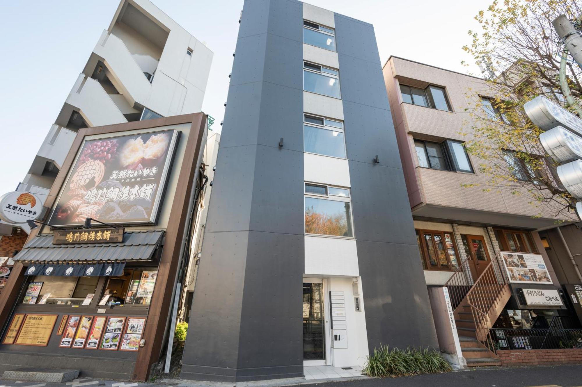 Jasper Waseda * Tokyo