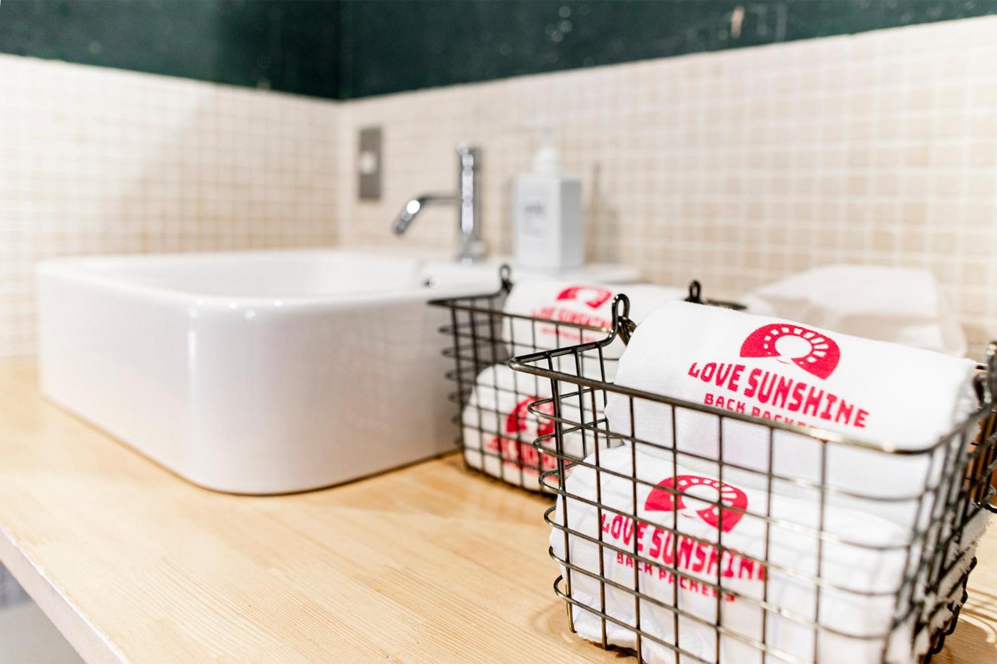 Lovesunshinebackpackers Guest house Tokyo