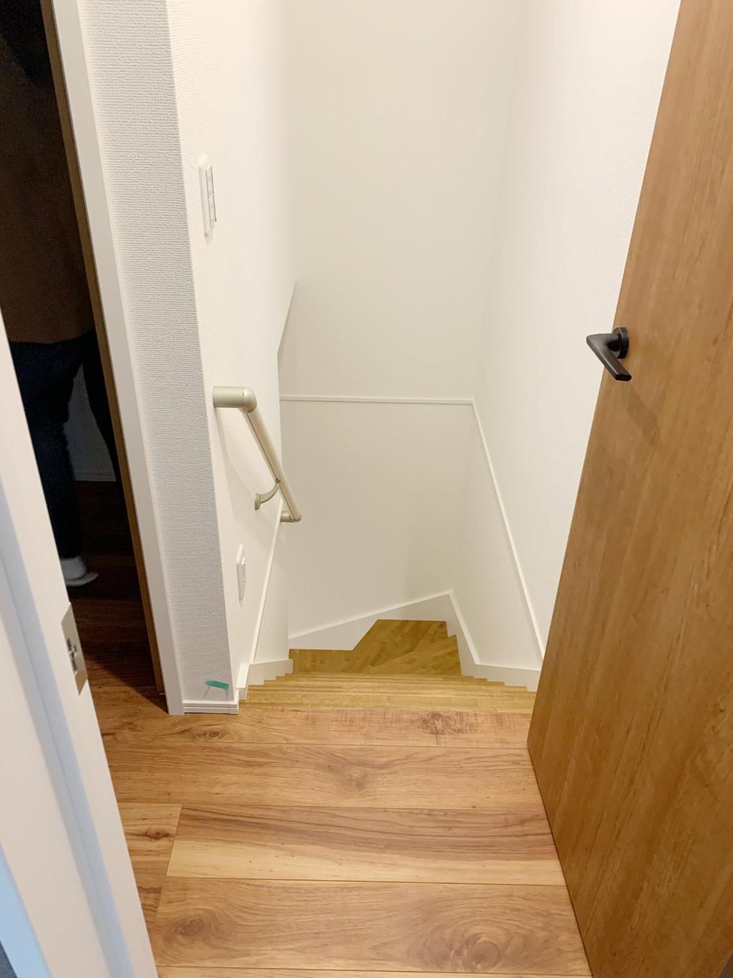 Shinjuku#ookubo#kabukicho#new Built 4beds Room,3 Toilets, 2 Shower Rooms#新宿中心#大久保#歌舞伎#地铁站步行2分#新建一栋3层楼 4个卧室3个卫生间2个浴室1个客厅#高速无限制网络#智能马桶#干湿分离103 *