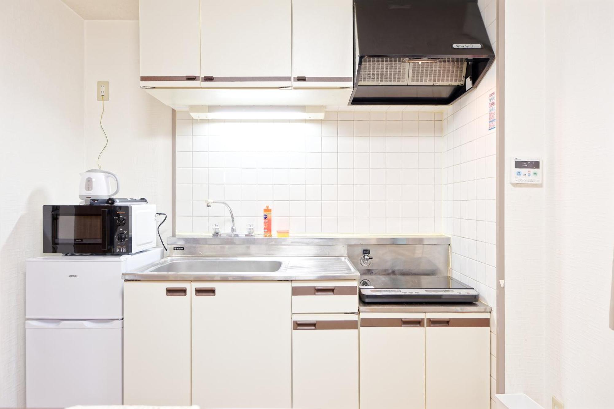 Shinjuku Waseda Earthtone Apartment *