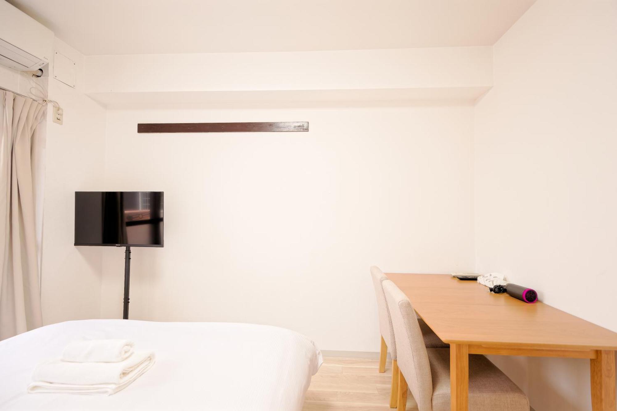 Shinjuku Waseda Earthtone Apartment *