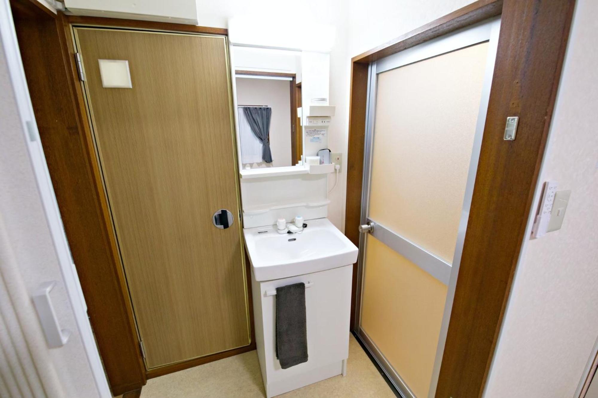 Apartment 梅屋敷貸戸建 Tokyo