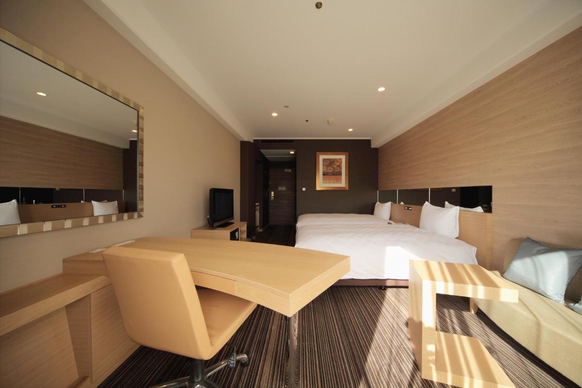 Grand Shin Takanawa Hotel 5*