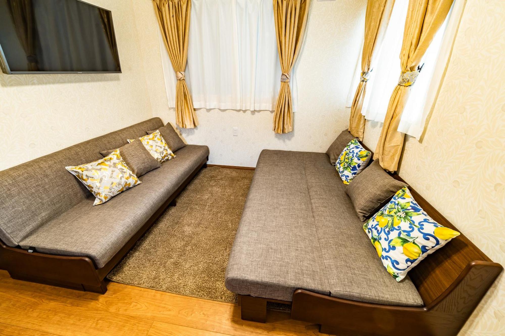 53, Yahiro 5, Private House Tokyo