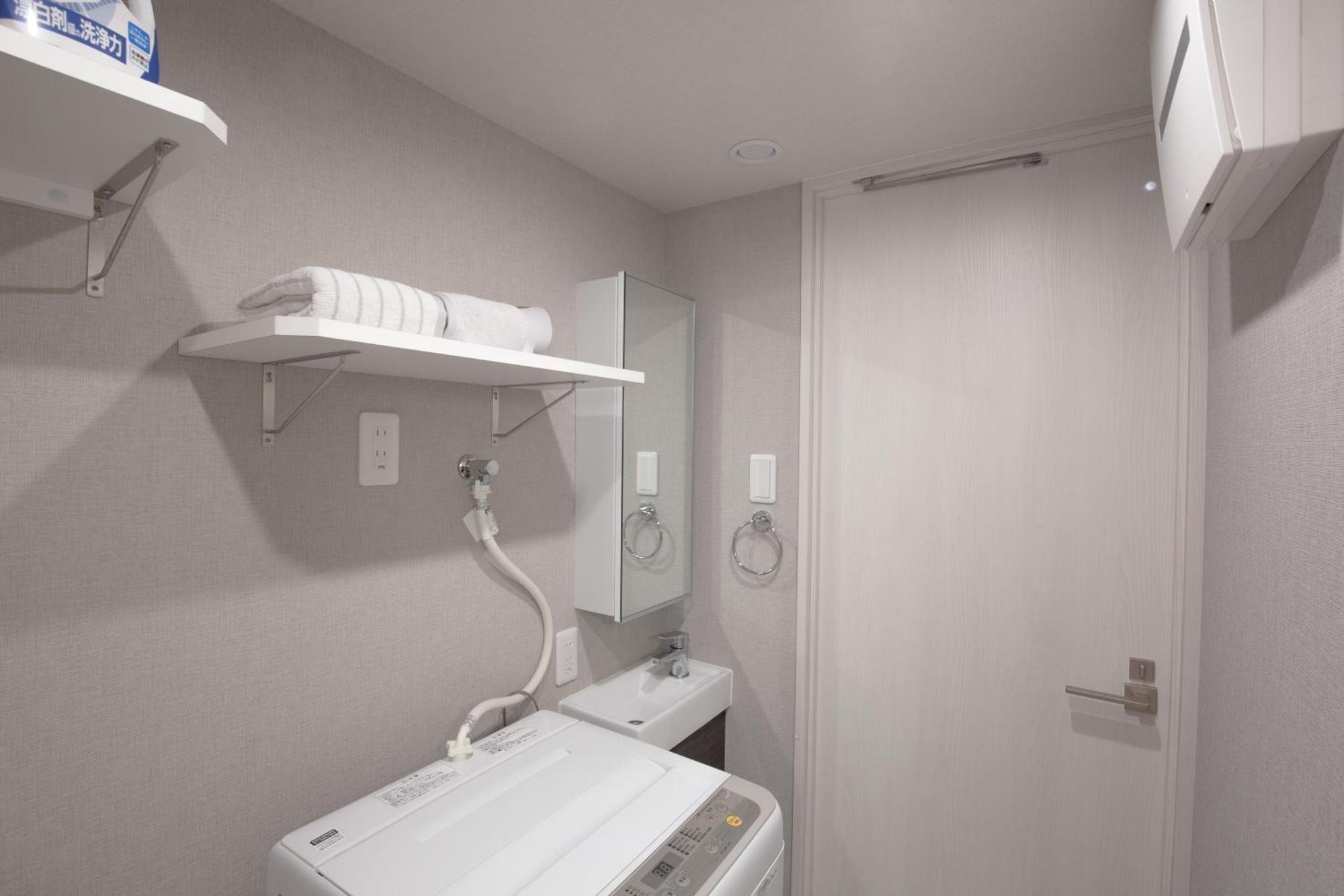 A Chic And Contemporary Trendy Bnb In The Heart Of The City- E02f