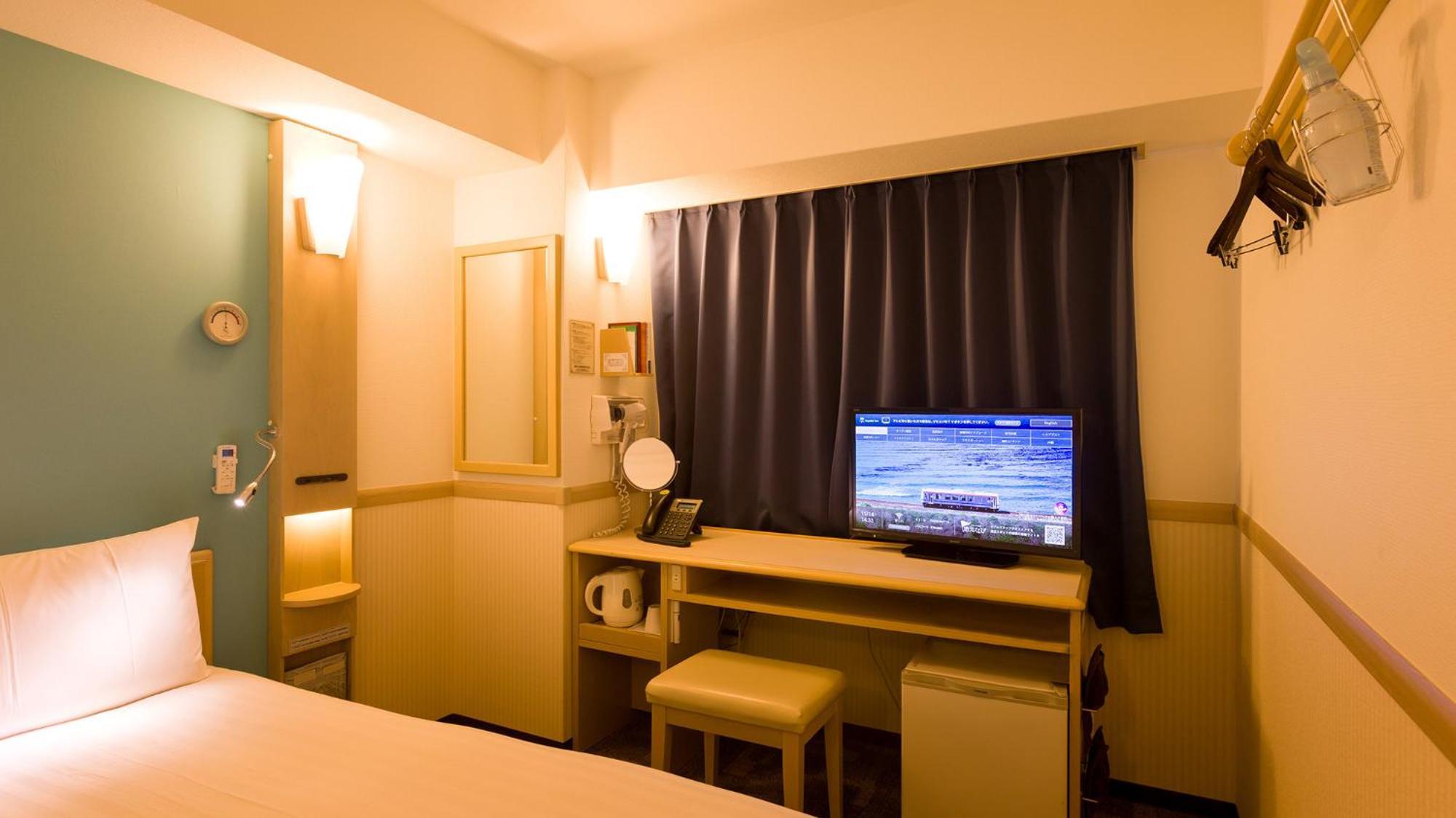 Hotel Toyoko Shinjuku Gyoemmae Eki 3 Ban Deguchi 3*