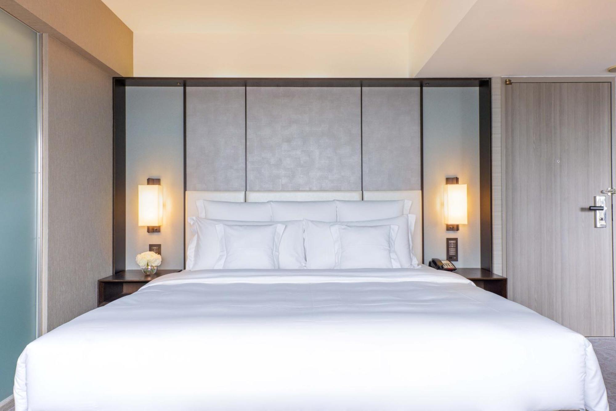 Ana Intercontinental By Ihg Hotel