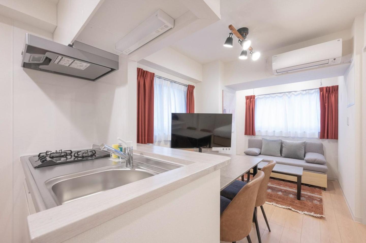 M S I Kagurazaka Apartment