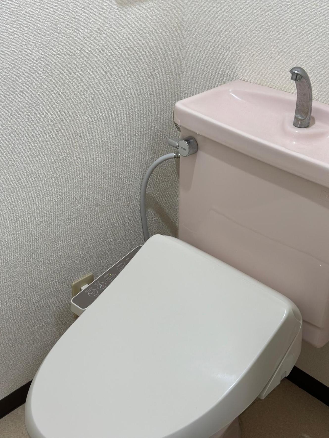 Apartment 西新宿アパート102
