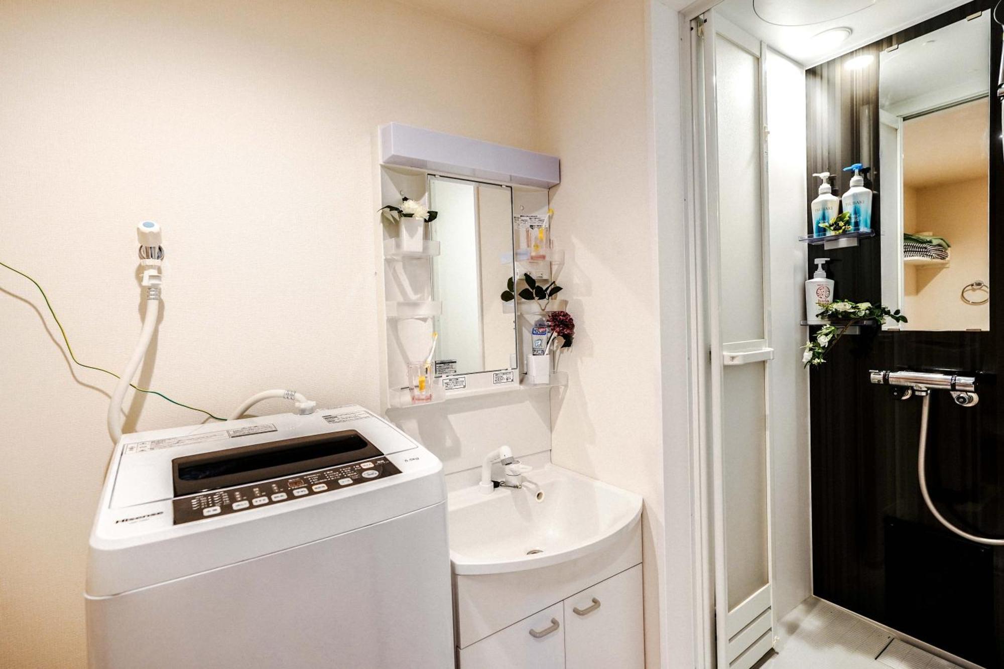 Apartment B31池袋最中心 交通便利车站3分 Ikebukuro Center 3 Mins To St Max 4p 直达新宿 涉谷 表参道 池袋 上野 代代木 银座 原宿 *