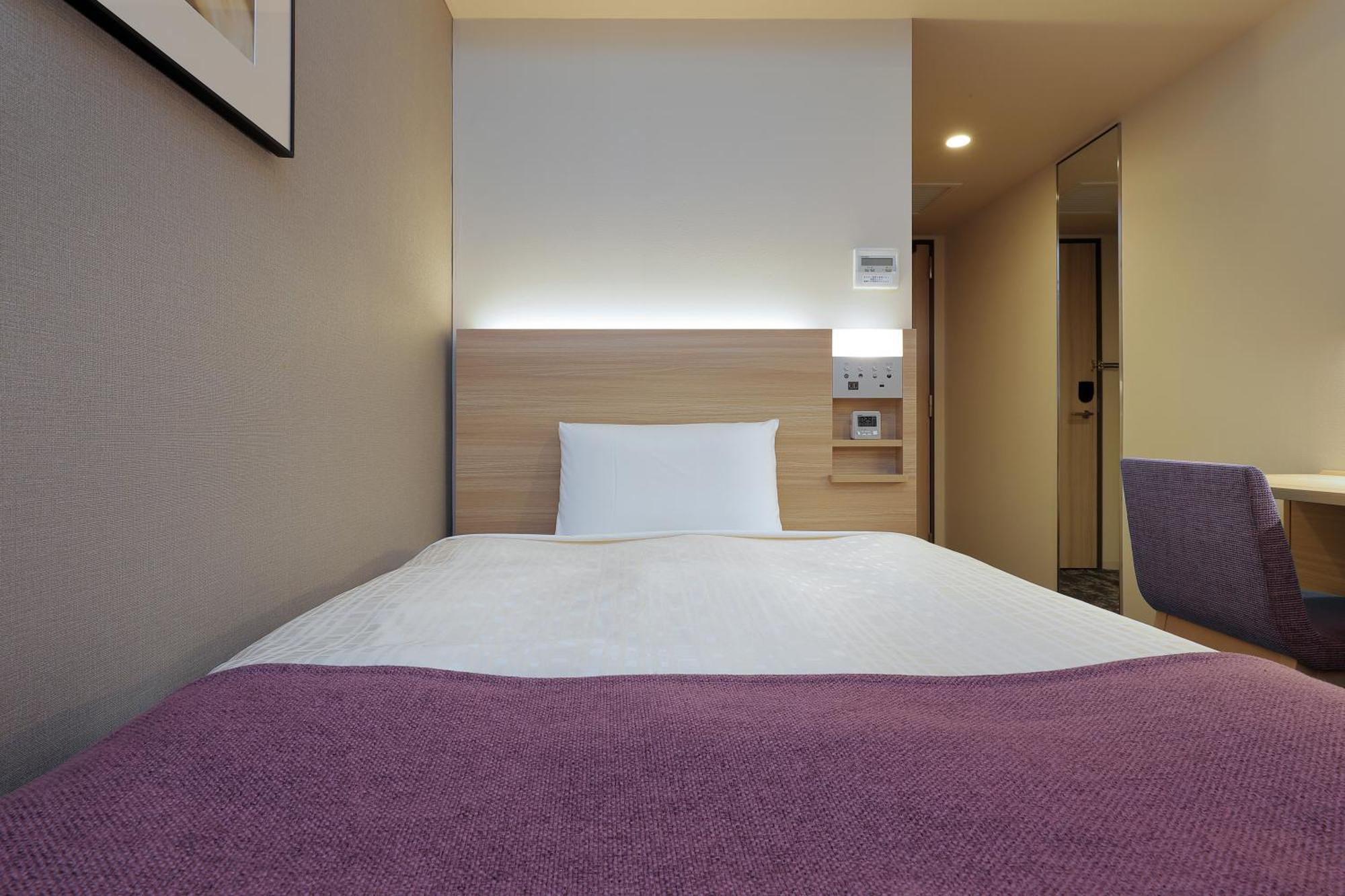Keio Presso Kudanshita Tokyo