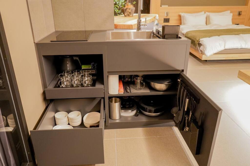 アンドステイ富岡1丁目 Apartment