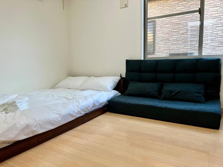 Apartment グレイシャス東新宿 東新宿駅徒歩4分 新大久保駅徒歩7分 新宿駅徒歩15分 歌舞伎町すぐ近く 美味しい韓国料理屋多数あります *
